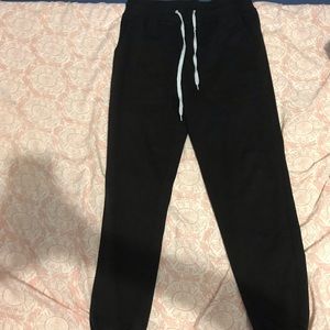 Black very cute joggers !